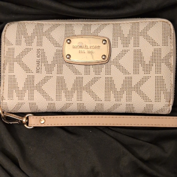 Michael Kors Handbags - Michael Kors Beige Logo Wristlet